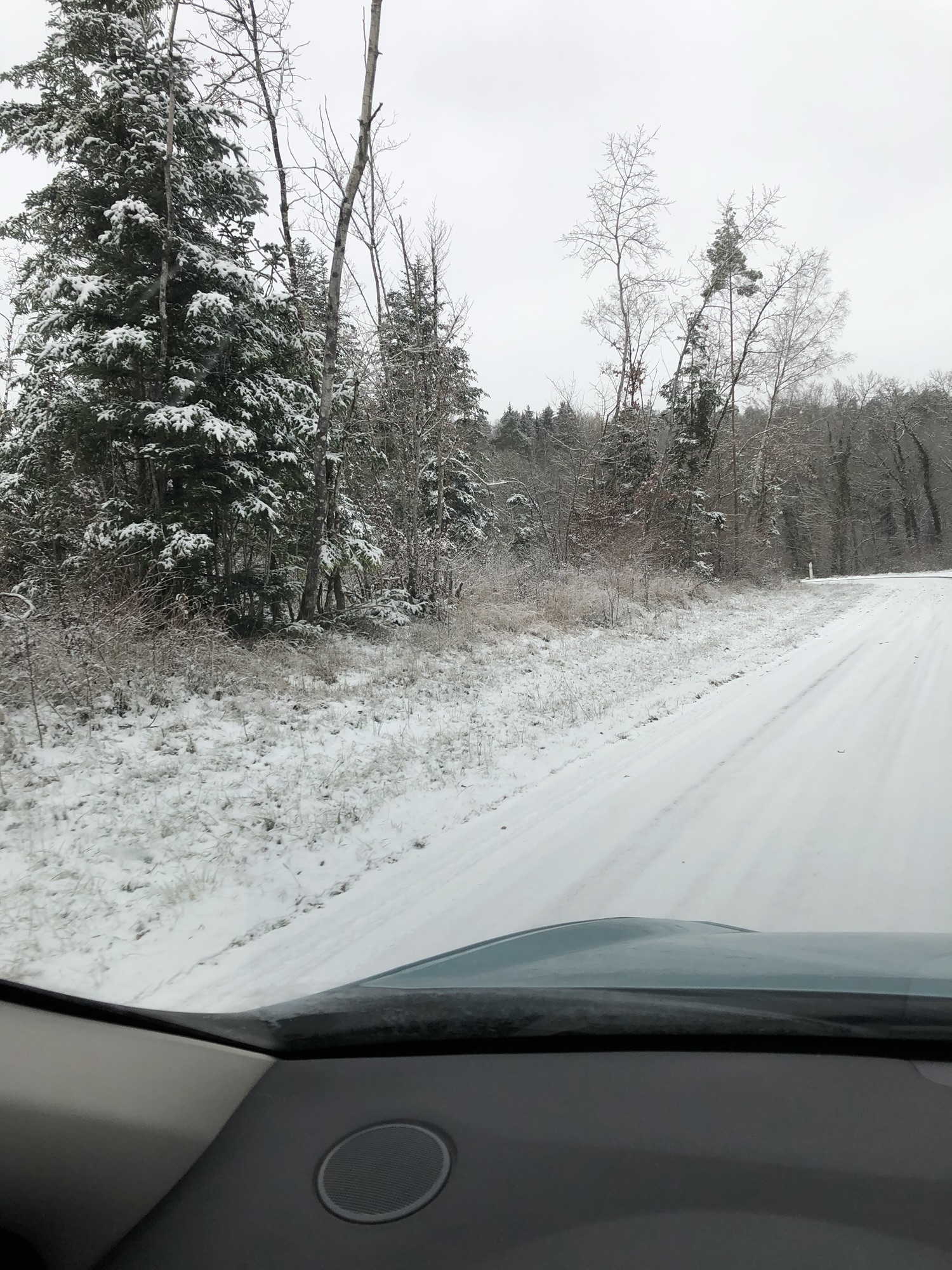 La Neige. Chronique d’un pays qui découvre l’hiver chaque année